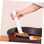Food-grade Silicone Barbecue Brush for Bbq Grilling and Baking, Heat Resistant Pastry Basting Brush with Soft Bristles, Beige Silicone Kitchen Utensil for Sauce and Oil Application