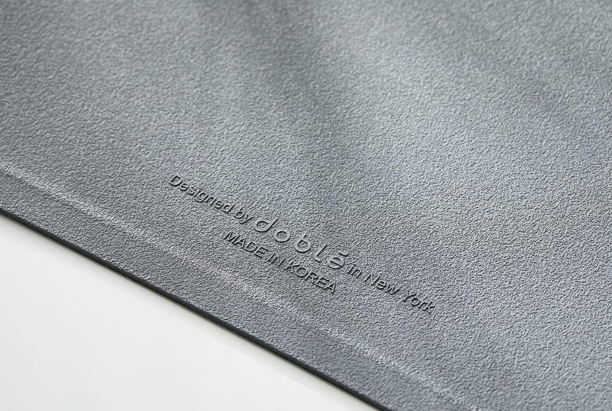 doblé Non-Scratch Flexible Cutting Board for Chopping, Scratch Free Juice Grooves with Easy Grip Handle, Non-Slip Dishwasher Safe for Kitchen (Large (15.6" x 10.7"), Space gray)
