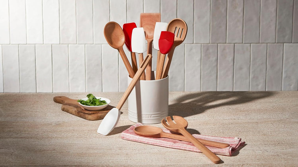 Le Creuset Silicone Signature Basting Brush, White